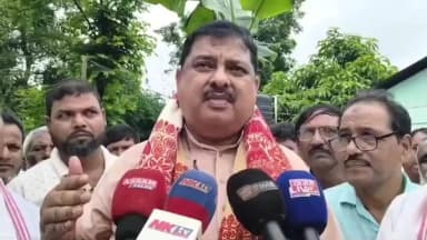 বইটামাৰী: ড্ৰিলিং কৰি গুৱাহাটী মহানগৰীৰ ৰাজপথত বকুলৰ পুলি ৰোপন কৰালৈ যোগীঘোপাত ধুবুৰী সমষ্টিৰ সাংসদ ৰকিবুল হুছেইনৰ প্ৰতিক্ৰিয়া
