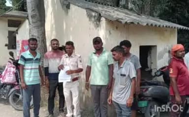 बैकुंठपुर: कतालपुर गांव में एक दर्दनाक सड़क हादसे में मजदूरी करने जा रहे युवक की हुई मौत, जाँच मे जुटी पुलिस
