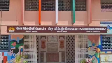 ગાંધીનગર: NEET પરીક્ષા માટે સ્પોટ મોક ડ્રીલ સાથે તંત્ર સજ્જ, પાંચ કેન્દ્રો પર 2597 પરીક્ષાર્થીઓ નીટની પરીક્ષા આપશે