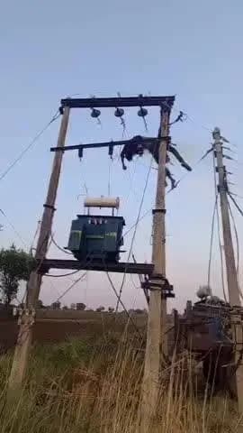 कालापीपल: कालापीपल के बेहरावल सुरतीपुरा में डीपी बदलते समय बिजलीकर्मी की करंट से मौत, कालापीपल के पूर्व विधायक और राष्ट्रीय सचिव क