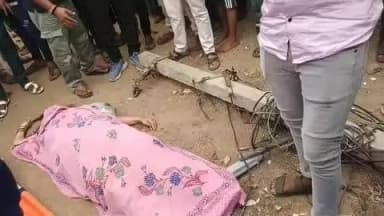 बलौदाबाज़ार: बलौदा बाजार शहर के व्यस्त मंडी रोड स्थित सब्जी बाजार में शुक्रवार 21 जून की शाम 5 बजे एक दर्दनाक हादसा हुआ
