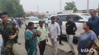 झारखंड सरकार की मंत्री दीपिका पांडे सिंह ने आज मेहरमा प्रखंड परिसर में करीब 6 करोड़ के लागत से बने भवन का किया उद्घाटन साथ ही 25 लाख की लागत से बनने वाले पार्किंग स्थल का क्या शिलान्यास।