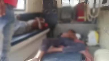 गुठनी: बभनौली में तेज रफ्तार ट्रक ने दो भाइयों को कुचला एक की मौत, दूसरे की स्थिति गंभीर