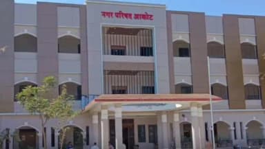 अकोट: अकोट पालिकेची पोटनिवडणूक शांततेत; ६७.३१% मतदान
