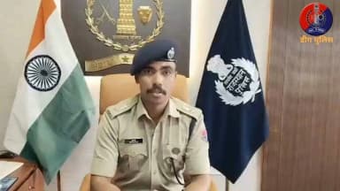 पुलिस अधीक्षक शरण गोपीनाथ के. IPS के निर्देशन मे Operation #AntiVirus के तहत #डीग पुलिस की कार्यवाही
पुलिस थाना #जुरहरा द्वारा रात्रि के समय सायबर ठगी करते हुये 06 मुल्जिमान गिरफ्तार
कब्जे से कुल 05 एण्ड्रोइड मोबाइल व 07 फर्जी सिम कार्ड जब्त
#RajasthanPolice
@PoliceRajasthan https://t.co/TCtKrkMrqH
