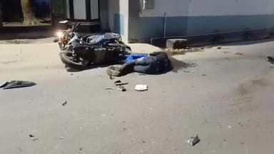 শান্তিপুর: পথ দুর্ঘটনায় গুরুতর যখন ভোররাতে স্কুটি চালক শান্তিপুর নৃসিংহপুর ফেরিঘাট রোড ঢালাই মসজিদ এলাকায়