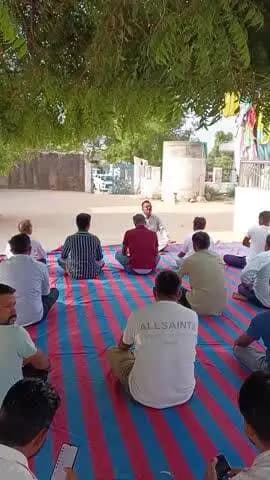 योग-योग21जून को सामुहिक योग आम राह प्रांगण में किया