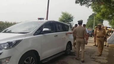 कन्नौज: लीलापुर गांव निवासी युवक की रंजिशन हत्या का मामला सामने आया, घटना स्थल पर पहुंचे SP विनोद कुमार