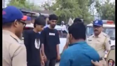 खुलताबाद: बाजारसांगी परिसरात जीवघेणा हल्ला करणाऱ्या, आरोपींची खुलताबाद पोलिसांनी काढली धिंड