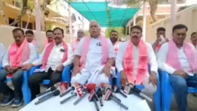 కాగజ్నగర్: యూరియా ఆప్ ను వెంటనే రద్దు చేయాలి: సిర్పూర్ మాజీ ఎమ్మెల్యే కోనేరు కోనప్ప