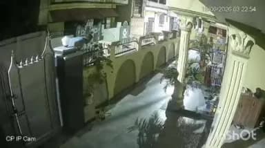 हल्द्वानी: मुखानी थाना क्षेत्र के आनंदपुरी महेश नगर में 8 फीट ऊंची दीवार फांदकर घर में घुसा अधेड़, महिलाओं के कपड़े किए चोरी