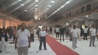 #श्योपुर-/ 12वां अंतरराष्ट्रीय योग दिवस- नवीन एवं नवीकरणीय ऊर्जा मंत्री एवं श्योपुर जिले के प्रभारी मंत्री श्री राकेश शुक्ला की उपस्थिति में योगाभ्यास
-
CM Madhya Pradesh
Jansampark Madhya Pradesh
#JansamparkMP
#sheopur