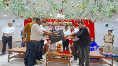 शेखपुरा: शेखपुरा एसपी बलिराम कुमार चौधरी को भावभीनी विदाई, अधिकारियों ने की उज्ज्वल भविष्य की कामना