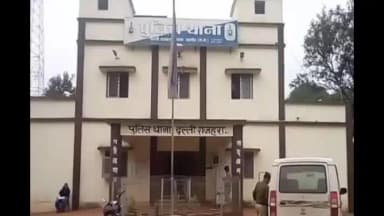 बालोद: चिखलाकसा रोड पर सार्वजनिक स्थान पर शराब पीते हुए मिले पांच युवक, आबकारी एक्ट के तहत मामला दर्ज