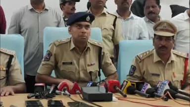 అదిలాబాద్ అర్బన్: మత్తు ఇంజక్షన్స్ ఇచ్చి ఆవులు ఎడ్లను కార్లలో దొంగలించి మహారాష్ట్ర వదశాలలలో విక్రయిస్తున్న అంతర్రాష్ట్ర ముఠా అరెస్ట్:SP