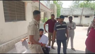 बांसवाड़ा: कोतवाली थाना क्षेत्र स्थित बालाजीनगर निवासी मिल कर्मचारी की संदिग्ध हालात में मौत, पुलिस ने शव का पोस्टमार्टम कर सौंपा
