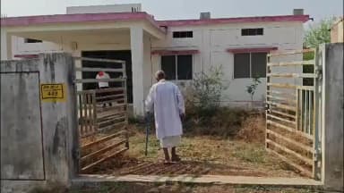 बालोद: दुबचेरा में 90 वर्षीय संत ने पैतृक संपत्ति बेचकर 50 लाख रुपये का अस्पताल बनवाया, 5 साल बाद भी नहीं मिली स्वास्थ्य सेवाएं