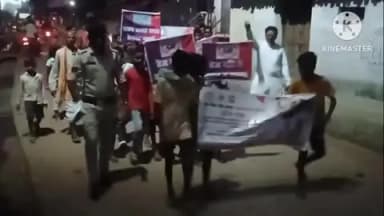 राजिम: गरियाबंद पुलिस और ग्राम सीनापाली के ग्रामीणों ने अवैध शराब के खिलाफ जनमोर्चा निकाला