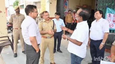 उरई: जिले में कड़ी सुरक्षा के बीच नीट परीक्षा संपन्न, जिला अधिकारी व पुलिस अधीक्षक ने परीक्षा केंद्रों का किया निरीक्षण