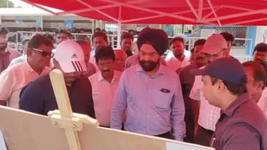மயிலாப்பூர்: மெரினாவில் திடீர் ஆய்வில் ஈடுபட்ட கூடுதல் தலைமைச் செயலாளர் - அதிகாரிகளுக்கு அதிரடி உத்தரவு