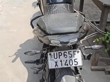 पिंड्रा: वाराणसी में स्पोर्ट्स बाइक चालक ने पुलिस से बचने के लिए लगवाया मार्टिफाइड नंबर, किया अनोखा कारनामा
