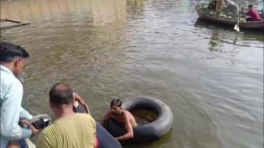 गोवर्धन: राधाकुंड में डूबा लखनऊ का किशोर, गोताखोर और डॉक्टरों की लाख कोशिशों के बावजूद नहीं बची जान, मौके पर पहुंचे SDM और SHO