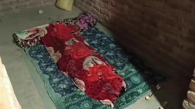 सेन्हा: सेन्हा के मुर्की गांव में घर के अंदर फंदे से लटका मिला किशोरी का शव, घटना से पूरे गांव में शोक की लहर।