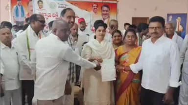 జగిత్యాల: సీఎం సహాయనిధి, కళ్యాణ లక్ష్మీ, షాది ముభారక్ చెక్కులను పంపిణీచేసిన జగిత్యాల ఎమ్మెల్యే డా సంజయ్ కుమార్