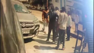 વેરાવળ શહેર: ડારી ટોલનાકા પર ફરી એકવાર રાજકીય હોદાનો દુર ઉપયોગ થતો હોય તેવો વિડીયો શોશયલ મિડીયામા થયો વાયરલ