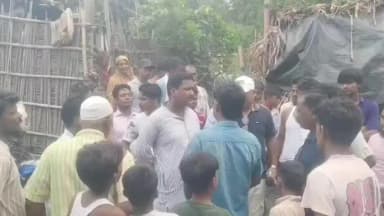 आज़मनगर: आलमपुर दियारा क्षेत्र में मछली पकड़ने गए 30 से 40 लोग ठनका की चपेट में आने से एक की मौत आधा दर्जन लोग घायल