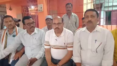 पोड़ैयाहाट: फायरिंग की घटना के आरोपियों पर त्वरित कार्रवाई करने के लिए पोड़ैयाहाट के प्रबुद्धजनों ने जताया पुलिस के प्रति आभार