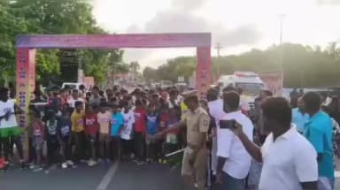 இராமேஸ்வரம்: முதல்வர் விஜய் பிறந்தநாளை முன்னிட்டு போதை ஒழிப்பு விழிப்புணர்வு மாரத்தான் நடைபெற்றது