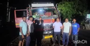 कोरची: कोरची-कुरखेडा मार्गावर गोवंश तस्करीचा प्रयत्न हाणून पाडला; ट्रकसह ३२ जनावरे जप्त