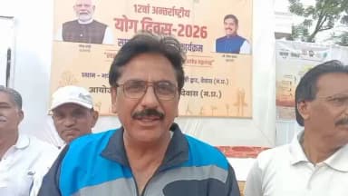 #अंतर्राष्ट्रीय_योग_दिवस पर नागरिकों द्वारा स्वस्थ व निरोगी काया के लिए उत्साह से किया योग। हमें स्वस्थ रहने के लिए निरंतर योग करन चाहिए:-श्री अरविंद त्रिवेदी #dewas
@JansamparkMP
@ayush_mp
@moayush
@CMMadhyaPradesh
@DrMohanYadav51
@narendramodi #InternationalYogaDay https://t.co/MctVbJqebU