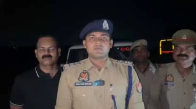 थाना मंझनपुर अंतर्गत भैंस चोरी की घटनाओं में शामिल 25 हजार रूपये के इनामिया अभियुक्त को पुलिस मुठभेड़ में गिरफ्तार किया गया। गिरफ्तारी एवं बरामदगी के संबंध में क्षेत्राधिकारी मंझनपुर श्री शिवांक सिंह की वीडियो बाइट।
#UPPolice
#kaushambipolice https://t.co/NFGsOcfD1Q