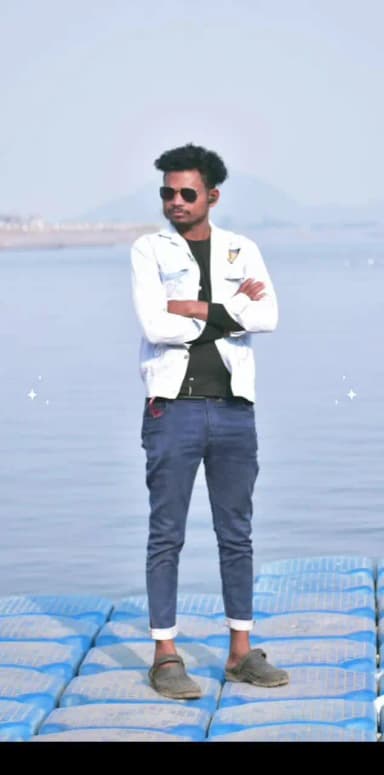 चरही तापिन निवासी विनय कुमार पिता अमन महतो पिछले दो माह से लापता हैं. जिन्हें मिले 8809749016, 7970364626 पर जानकारी दे