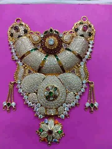 कोई भाई ने बैंक से गोल्ड लोन लिया है और अब बैंक आप का सोना बेच रही है और आप छुङा नही सकतै तो संपर्क करे आज ही 8104928716
