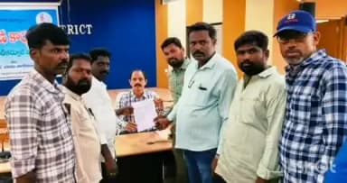 నాగర్ కర్నూల్: ప్రభుత్వ స్థలాలను కాపాడాలంటూ నాగర్ కర్నూల్ బీసీ కాలనీ అభివృద్ధి కమిటీ ఆధ్వర్యంలో ప్రజావాణిలో వినతి పత్రం