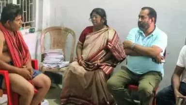 ଦର୍ପଣ: ଦେଉଳକୁର ଗାଁର ବିଜେପି ନେତାଙ୍କ ପିତାଙ୍କ ଦେହାନ୍ତ,ପରିବାରକୁ ଭେଟି ସମବେଦନା ଜଣାଇଲେ ବିଧାୟକ ଓ ଜିଲ୍ଲା ବିଜେପି ସଭାପତି