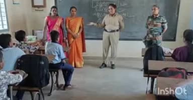 ಚಿಕ್ಕಮಗಳೂರು: ನಗರದ ವಿಶ್ವವಿದ್ಯಾಲಯ ಶಾಲೆಗೆ ಪೊಲೀಸರ ದಿಡೀರ್ ಭೇಟಿ.!