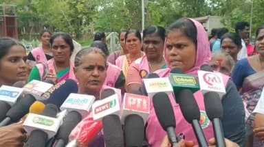 புதுக்கோட்டை: மக்களை தேடி மருத்துவம் திட்டத்தில் வேலை படு அதிகமாக உள்ளது ஆட்சியரகத்தில் மனக்குமுறலை வெளியிட்ட பெண்களால் பரபரப்பு