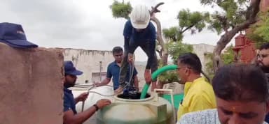 पुष्कर: ब्रह्मा मंदिर एवं ब्रह्म घाट की पानी की टंकियां पहली बार 7 स्टेप्स से साफ की गई, जिला प्रशासन और मंदिर