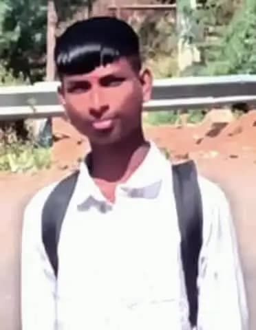ಗುಳೇದಗುಡ್ಡ: ಪಟ್ಟಣದ ಇಬ್ಬರು ಯುವಕರು ಗೋವಾ ದೂಧ್ ಸಾಗರದಲ್ಲಿ ಈಜಲು ಹೋಗಿ ಸಾವು