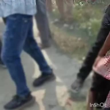 जोगापट्टी: योगापट्टी में दो बाइकों की आमने-सामने टक्कर, तीन युवक गंभीर घायल; वीडियो वायरल