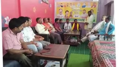 तरबगंज: वजीरगंज के गड़सर ग्राम सभा में भाजपा की शक्ति केंद्र बैठक का आयोजन, बूथ को मजबूत करने का दिया गया मंत्र