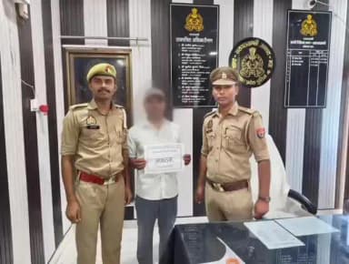 मऊ: थाना सरायलखंसी की साइबर पुलिस टीम ने फ्रॉड हुए ₹9065 पीड़ित को वापस कराए