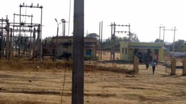 विजयराघवगढ़: विजयराघवगढ तहसील क्षेत्र के आधा दर्जन गांव में बाधित रहे विद्युत आपूर्ति भीषण गर्मी में परेशान हुए ग्रामीण
