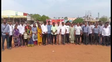 திருவள்ளூர்: பாடியநல்லூரில் தமிழக முதல்வர் விஜய் பிறந்த நாளை முன்னிட்டு 2600 மாணவர்களின் சிலம்பம் சுற்றும் நிகழ்வு நடைபெற்றது.