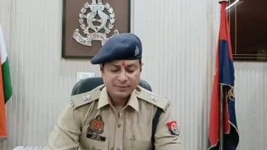 साइबर क्राइम थाना शामली पुलिस द्वारा ट्रेडिंग/इन्वेस्टमेंट एवं फॉरेवर लिविंग प्रोडक्ट्स के नाम पर साइबर ठगी करने वाला शातिर अभियुक्त की गिरफ्तारी के सम्बन्ध में अपर पुलिस अधीक्षक शामली श्री सुमित शुक्ला की बाइट। https://t.co/WkuKUjACWw