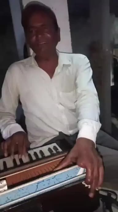 मुकेश ब्यास उर्फ लंगड़ ब्यास का शानदार प्रस्तुति, झूमने पर सबको कर दिया मजबूर